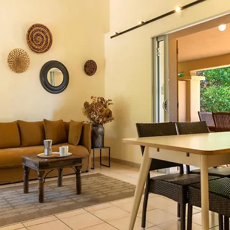 别墅 Les Toits De Santa Giulia *