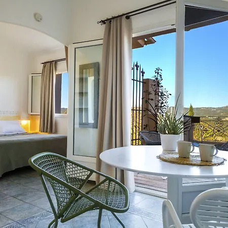 Les Toits De Santa Giulia